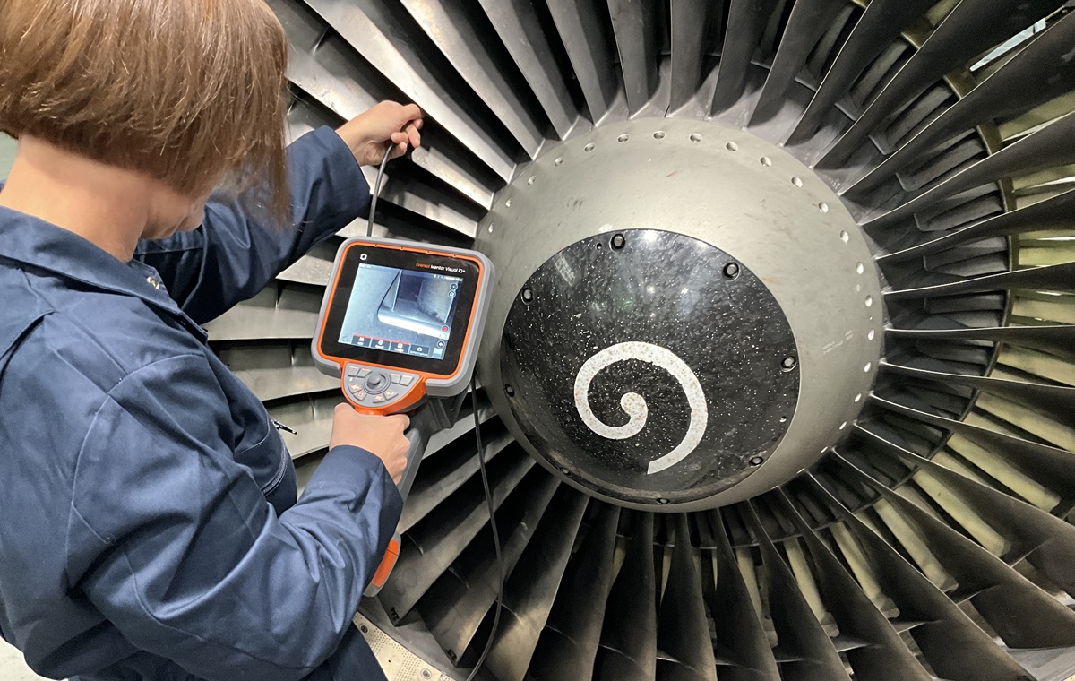 工業(yè)內窺鏡檢測民航發(fā)動機的應用